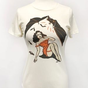 NWT “ A Night of Horror “ Tee by Mischief Made., in ivory/medium